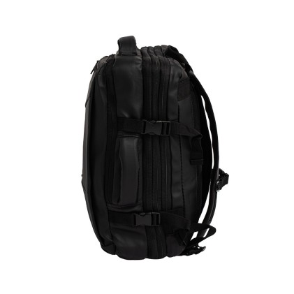 Mochila de Couro Sintético 36 Litros Personalizada Mochila de Couro Sintético 36 Litros Personalizada